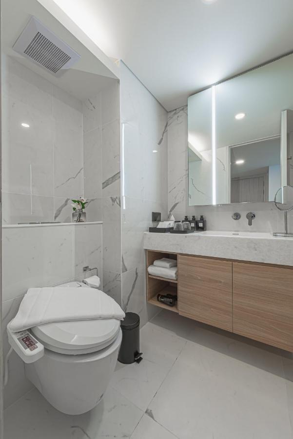 Siamese Exclusive 42 Aparthotel Bangkok Exterior photo